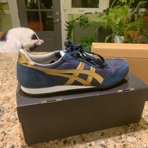 Onitsuka Tiger sneakers size 9